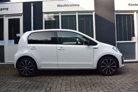 Volkswagen Up! - 1.0 BlueMotion GTI uitgevoerd inlc. 12mnd garantie - 1