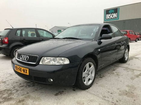 Audi A4 - 2.5 V6 TDI QUATTRO AMBIENTE CLIMA/AUTOMAAT INFO:0655357043 - 1