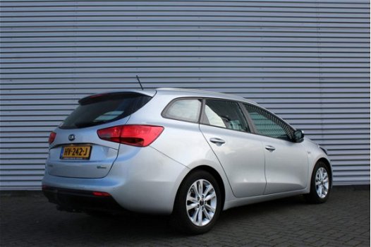 Kia Cee'd - 1.6 GDI FIRST EDITION | Airco | Navi | Cruise | LM velgen | Camera | - 1