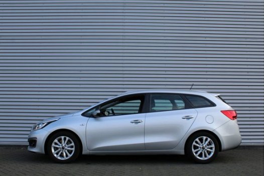 Kia Cee'd - 1.6 GDI FIRST EDITION | Airco | Navi | Cruise | LM velgen | Camera | - 1