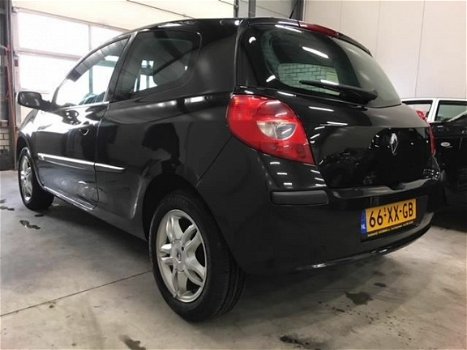 Renault Clio - 1.2-16V Business Line AIRCO - 1