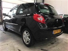 Renault Clio - 1.2-16V Business Line AIRCO