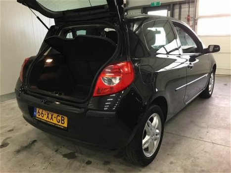 Renault Clio - 1.2-16V Business Line AIRCO - 1