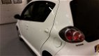 Toyota Aygo - 1.0 VVT-/AIRCO/2012/Nw Apk 2j/bluetooth/Garantie - 1 - Thumbnail