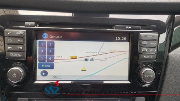 Nissan Qashqai - 1.6 dCi Connect Edition Navigatie / 360 graden Camera / Parkeersensoren v+a - 1