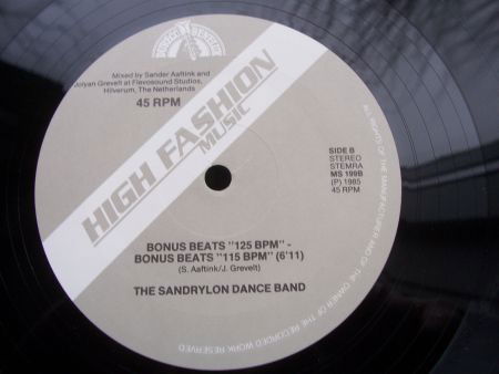 THE SANDRYLON DANCE BAND - Afbeelding 3