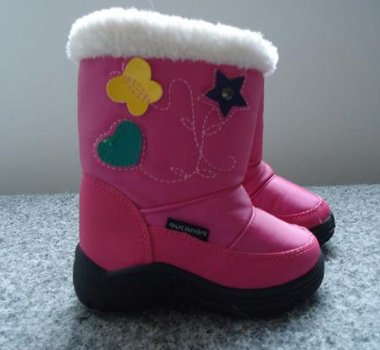 Nieuwe SNOWBOOTS Fuchsia maten 22 t/m 27* - 1