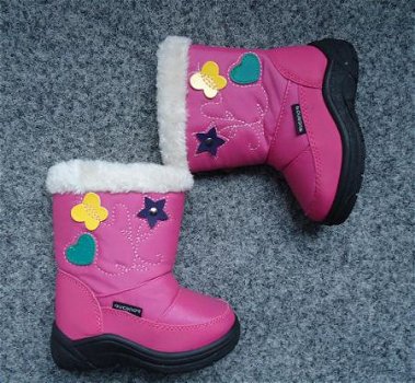 Nieuwe SNOWBOOTS Fuchsia maat 27 - 2