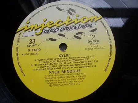 KYLIE MINOGUE KYLIE - Afbeelding 3
