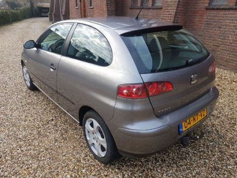 Seat Ibiza - 1.4-16V Stella lichte parkeerschade - 1