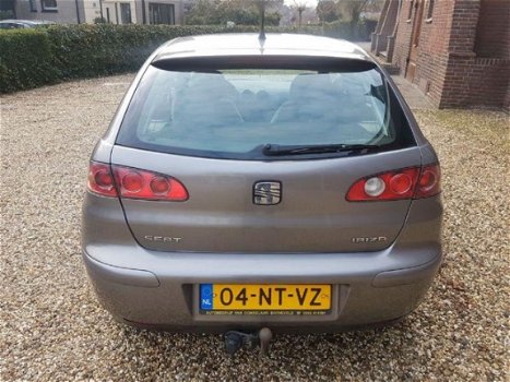 Seat Ibiza - 1.4-16V Stella lichte parkeerschade - 1