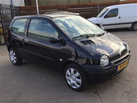 Renault Twingo - 1.2 EXPRESSION, AIRCO, STUURBEKRACHTIGING, ELEK-RAMEN, CENT-VERGRENDELING, RADIO-CD - 1