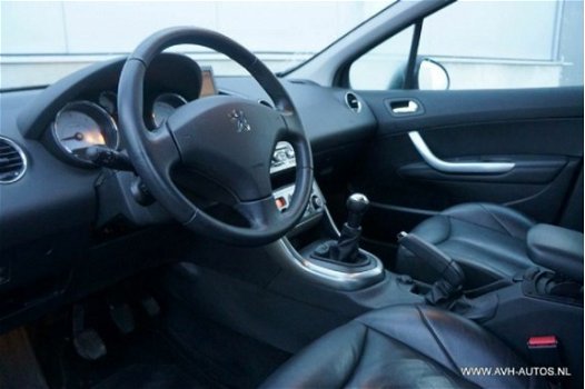 Peugeot 308 - 1.6 HDi Blue Lease Executive, Leer - 1