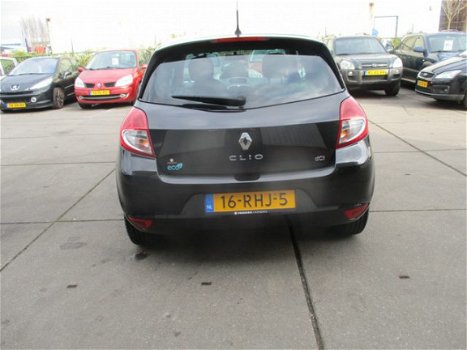 Renault Clio - 1.5 DCI PARISIENNE - 1