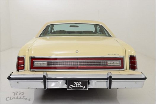 Ford LTD - 2D Coupe - 1