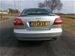 Volvo S40 - 2.0 T4 Prestige Sports Edition XENON LEER ZONNEDAK STVERW PARKSENS NAP - 1 - Thumbnail