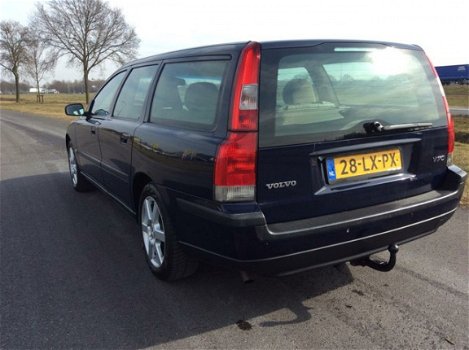 Volvo V70 - 2.4 EDITION LPG-G3 16 INCH NAP APK HANDBAK - 1