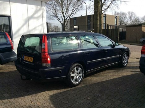 Volvo V70 - 2.4 EDITION LPG-G3 16 INCH NAP APK HANDBAK - 1