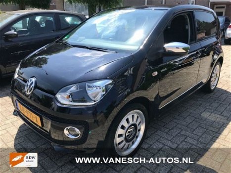 Volkswagen Up! - 1.0 black up 44kW 40.DKM AIRCO INCL 6 MND GARANTIE - 1