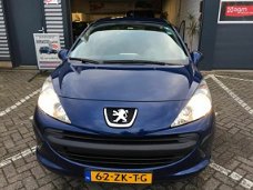 Peugeot 207 - 1.4 HDI Cool 'n Blue airco electr-pakket cruise controle nieuwe apk 12-04-2020