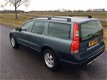 Volvo XC70 - 2.5 T Comfort Line NWE APK NAP YOUNGTIMER - 1 - Thumbnail