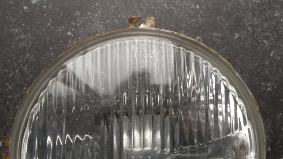 Alfa Romeo GT Bertone Ford Mustang 67-68 Koplamp Hella 304-111603 NOS - 1