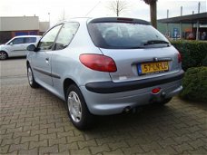 Peugeot 206 - 1.4 Gentry