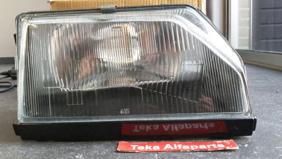 Honda Civic (86) Koplamp Rechts / CH-6011 / HD3002AR / NOS - Afbeelding 2
