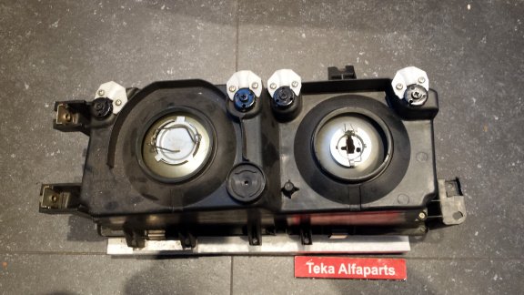 Honda Accord II (83-84) Facelift Koplamp Denji DJ 7029 Links NOS - Afbeelding 4
