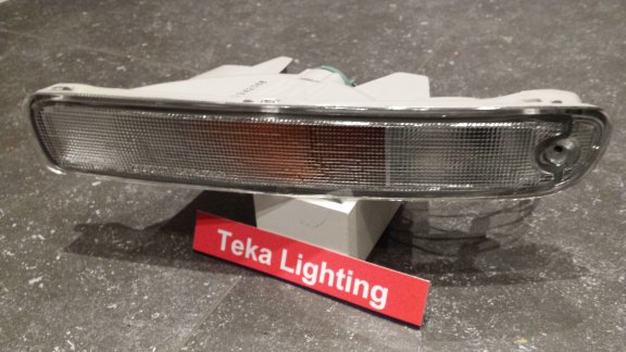 Mazda 323F BA (94-98) Knipperlicht Indicator Depo 01-216-1614 Links NOS - 1