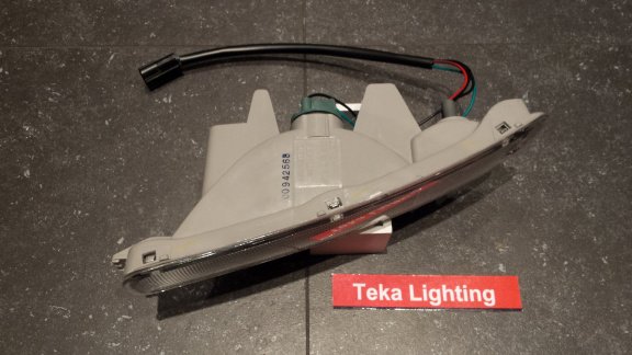 Mazda 323F BA (94-98) Knipperlicht Indicator Depo 01-216-1614 Links NOS - 3