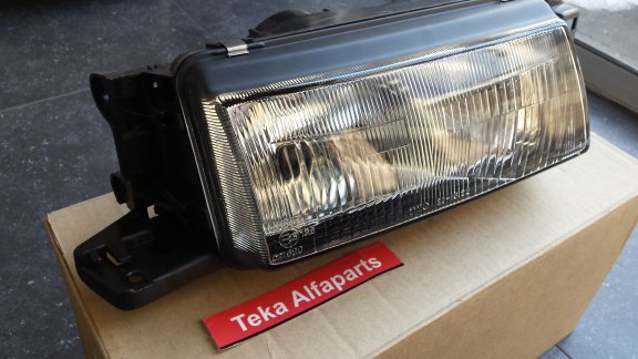 Mazda 323 BG Series 1 (89-91) Koplamp TYC 20-1612L Rechts NOS - 2