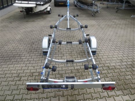 Kalf Trailering R 750 Zeilboot - 3