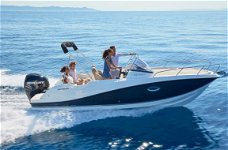 Quicksilver Activ 675 Sundeck