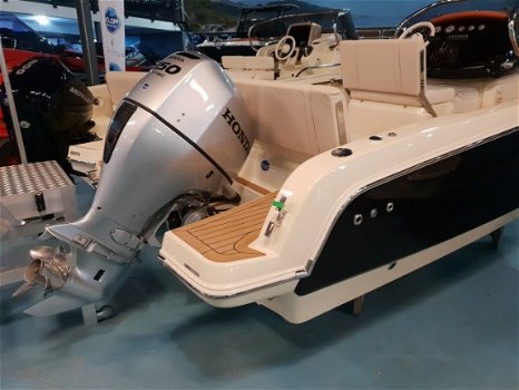 Invictus yacht Invictus 200 fx zwart met Honda 150 pk - 3