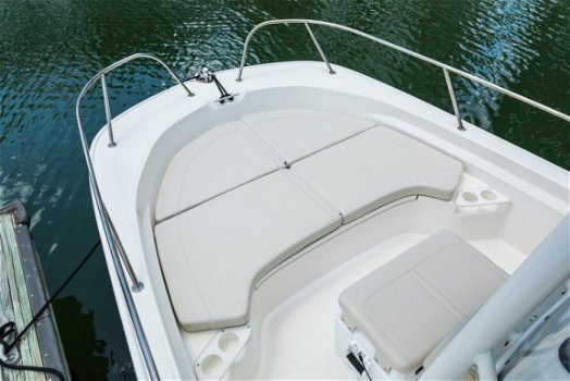 Boston Whaler 190 Montauk - 4