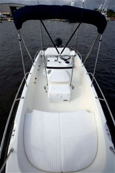 Boston Whaler 170 Dauntless - 4