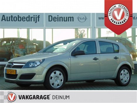 Opel Astra - 5drs 1.9 CDTI BUSINESS Airco, Trekhaak, Cruise contr, PDC - 1