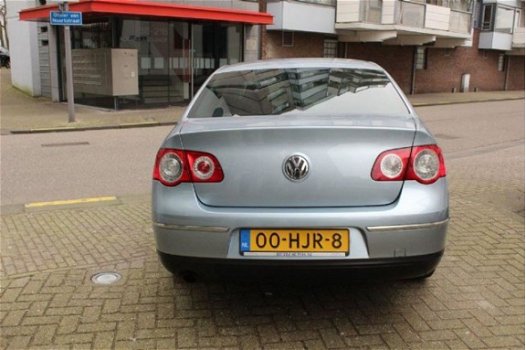 Volkswagen Passat - 1.4 TSI Comfortline, 1e.Eig.Airco, APK, NAP, Sedan - 1