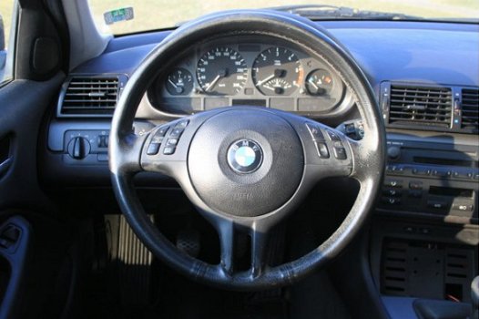 BMW 3-serie Touring - 318D BLACK&SILVER II | nieuwe APK | - 1