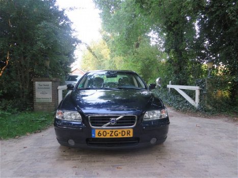 Volvo S60 - 2.4D Drivers Edition 2, 163 pk, Blauw metalic, leer, 2e eigenaar, perfect onderhouden. A - 1