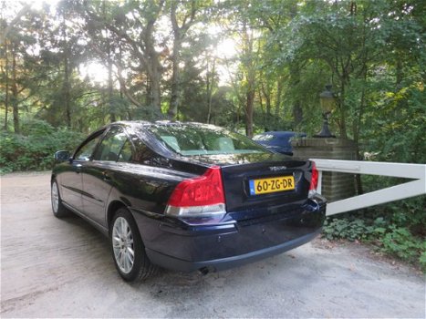 Volvo S60 - 2.4D Drivers Edition 2, 163 pk, Blauw metalic, leer, 2e eigenaar, perfect onderhouden. A - 1