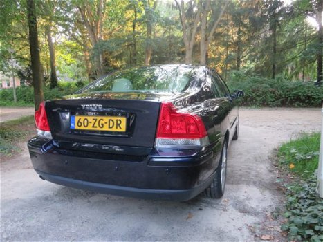 Volvo S60 - 2.4D Drivers Edition 2, 163 pk, Blauw metalic, leer, 2e eigenaar, perfect onderhouden. A - 1