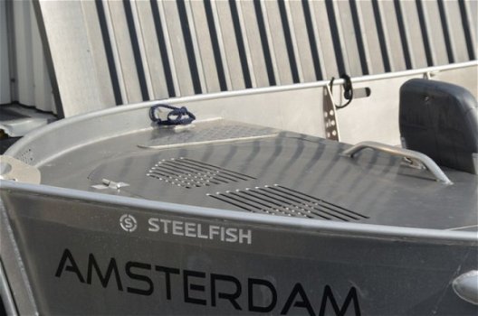 Steelfish 850 Cabin - 7