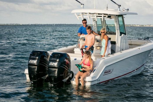 Boston Whaler 250 Outrage - 3