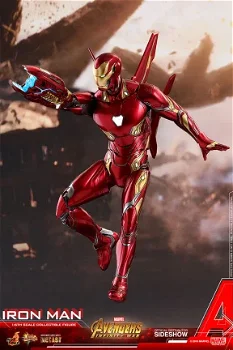 Hot Toys Avengers Infinity War Iron Man Mark L MMS473D23 - 2