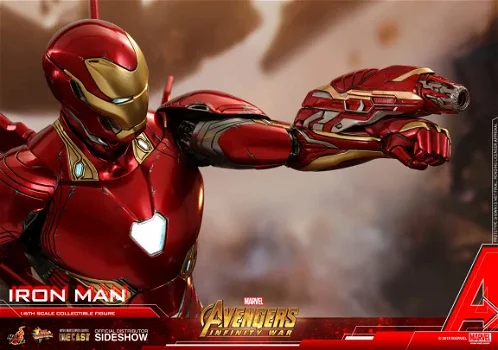 Hot Toys Avengers Infinity War Iron Man Mark L MMS473D23 - 6