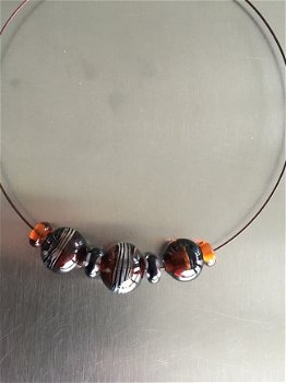 Handgemaakte amber / bruine glaskralen aan een spang NIEUW. - 2