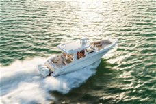 Boston Whaler 350 Realm