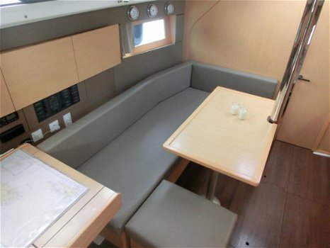 Beneteau Oceanis 38 - 8